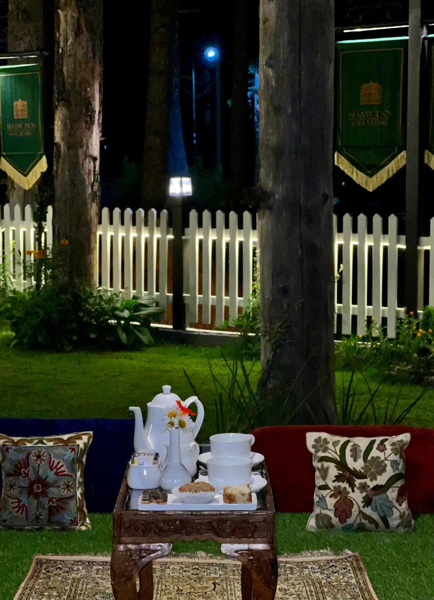 Shaw Inn By Stay Pattern Gulmarg Ngoại thất bức ảnh