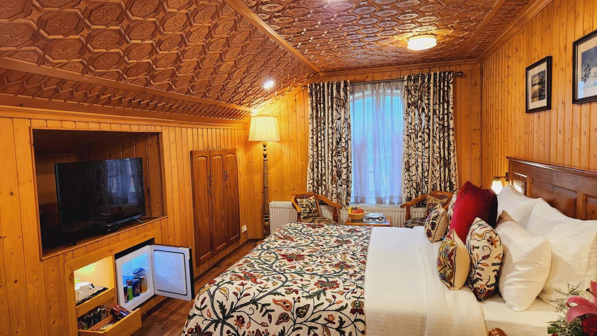 Shaw Inn By Stay Pattern Gulmarg Ngoại thất bức ảnh
