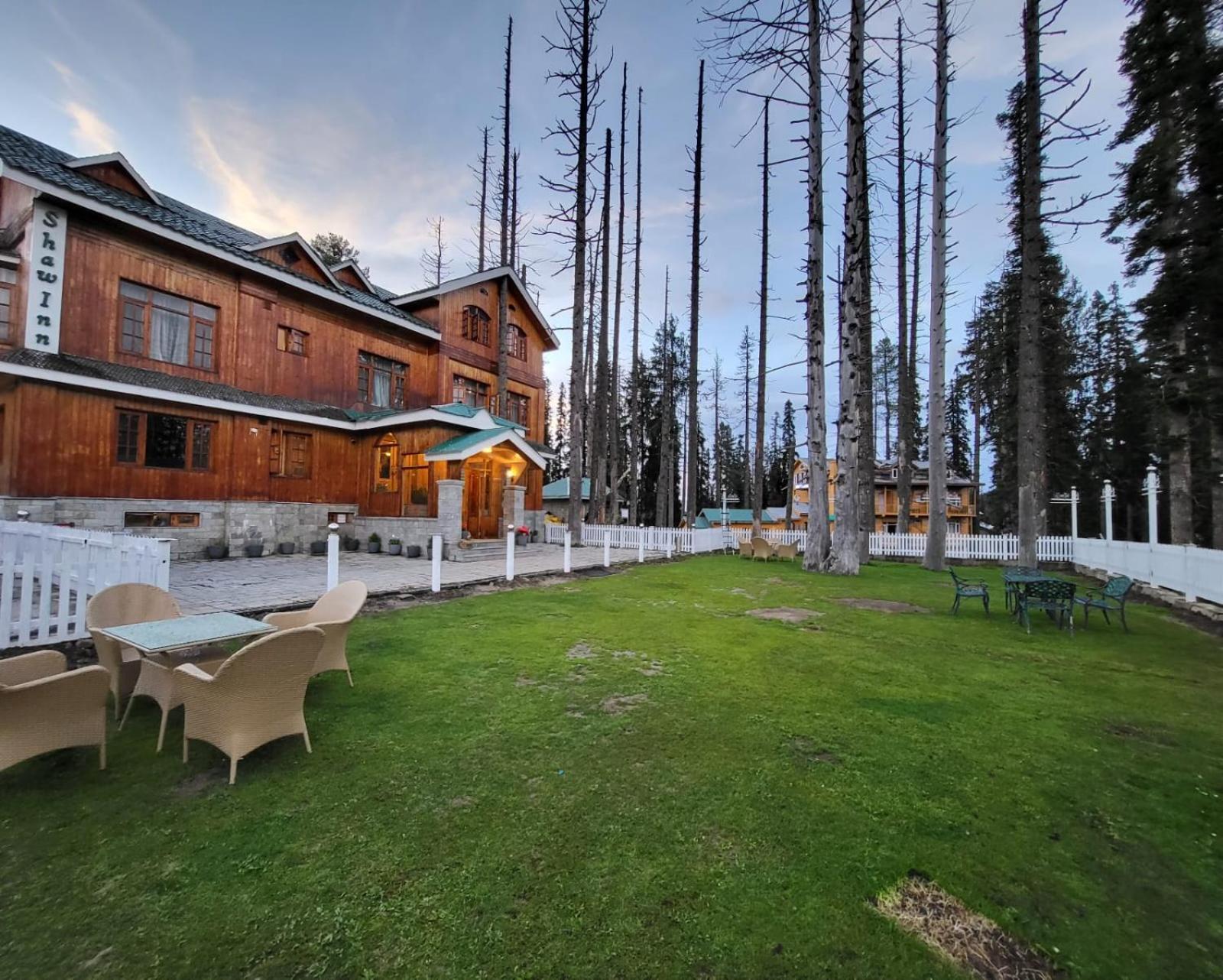 Shaw Inn By Stay Pattern Gulmarg Ngoại thất bức ảnh