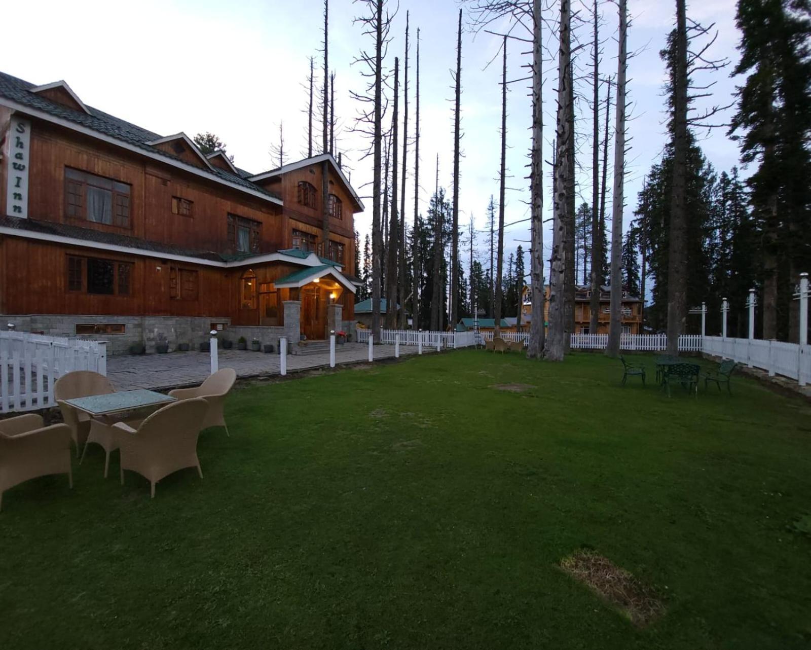 Shaw Inn By Stay Pattern Gulmarg Ngoại thất bức ảnh