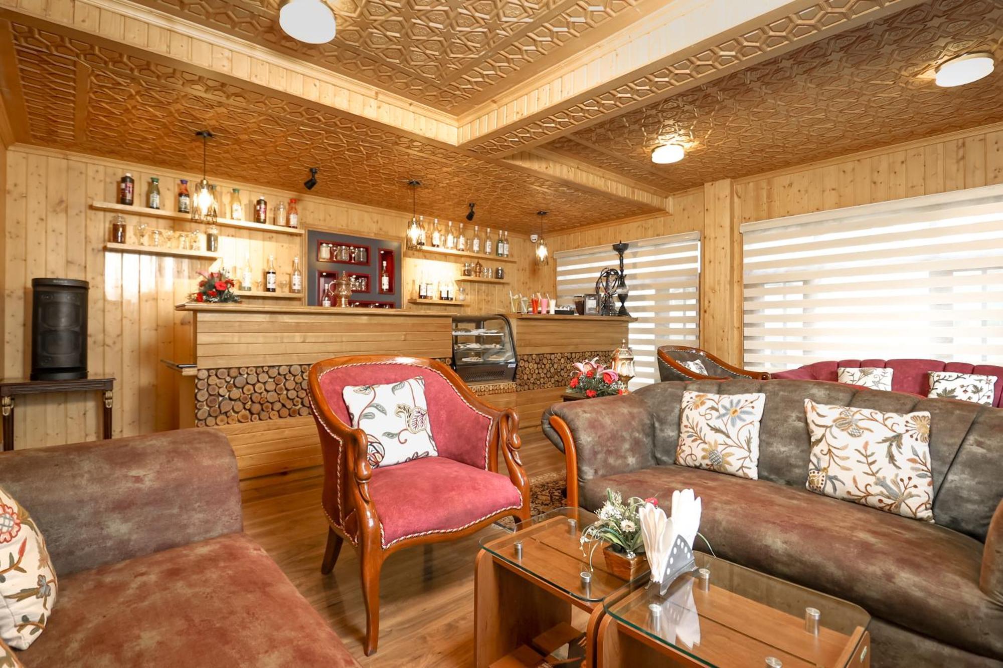 Shaw Inn By Stay Pattern Gulmarg Ngoại thất bức ảnh