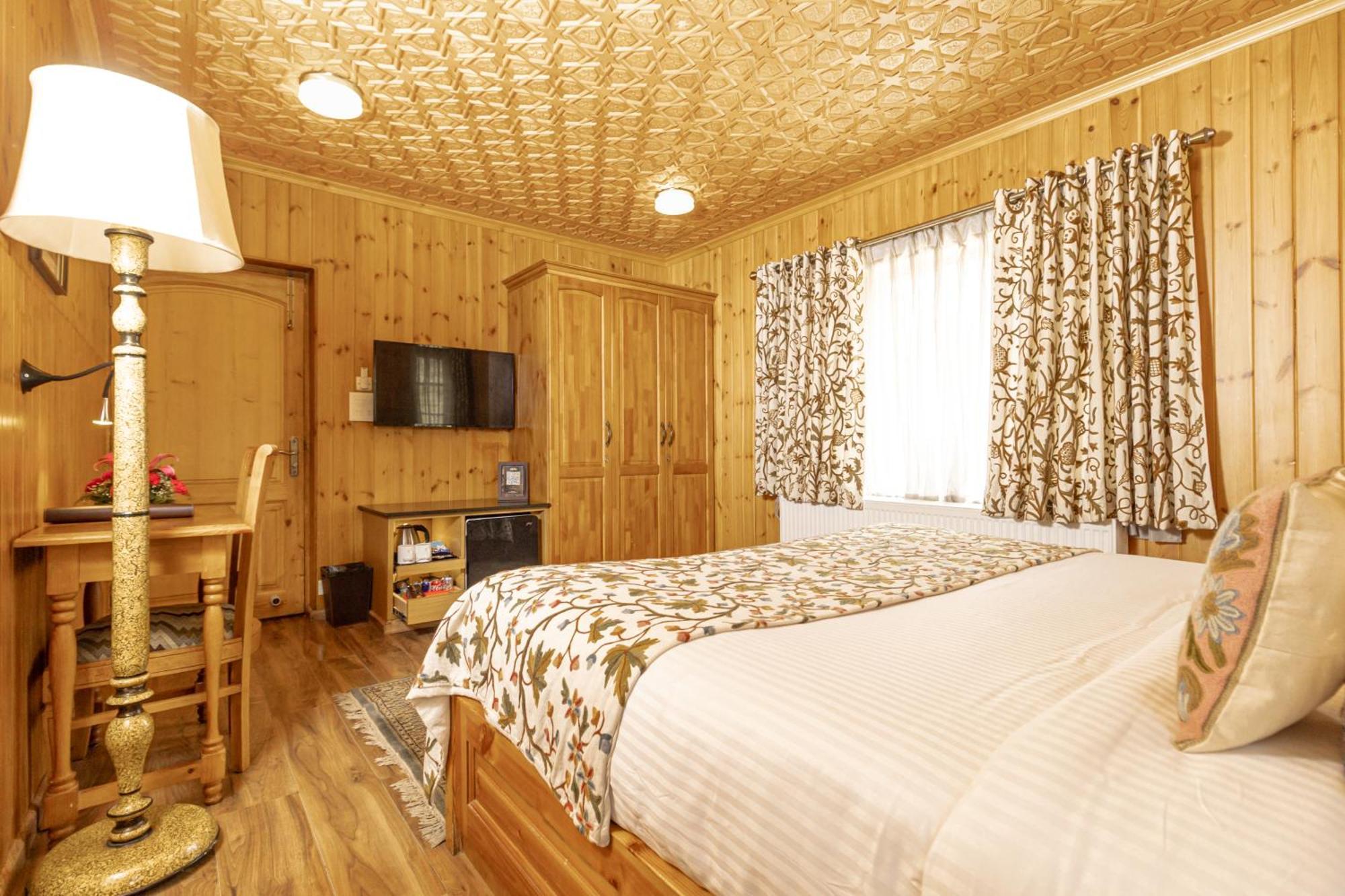 Shaw Inn By Stay Pattern Gulmarg Ngoại thất bức ảnh
